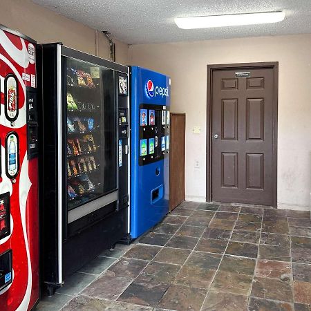Motel 6 Atlanta Ga Atlanta Airport East Экстерьер фото