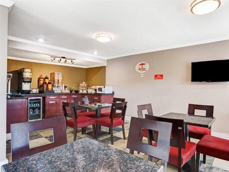 Motel 6 Atlanta Ga Atlanta Airport East Экстерьер фото