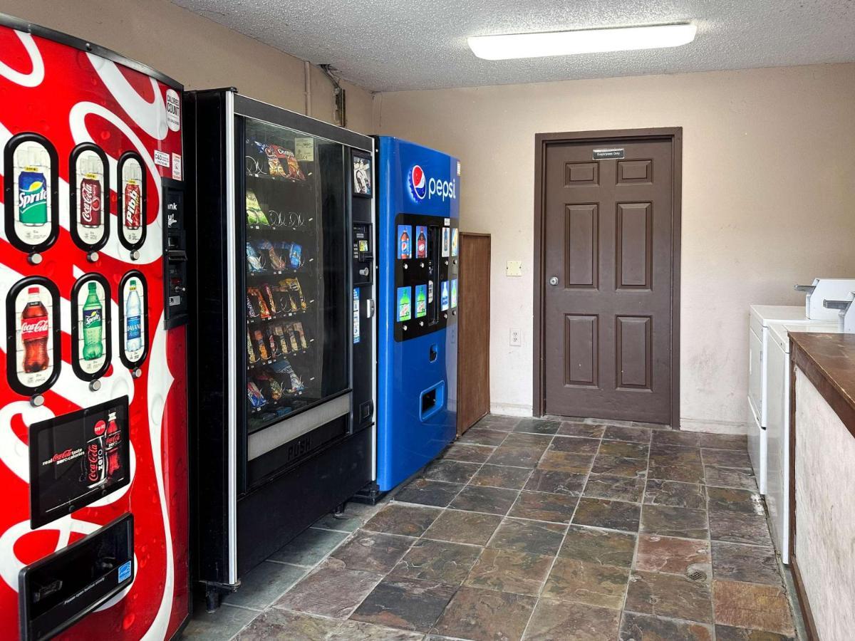 Motel 6 Atlanta Ga Atlanta Airport East Экстерьер фото
