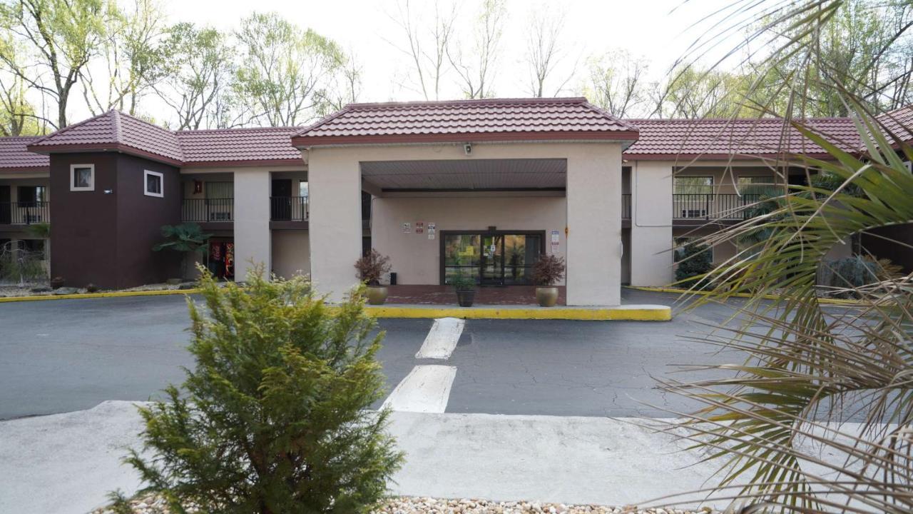 Motel 6 Atlanta Ga Atlanta Airport East Экстерьер фото
