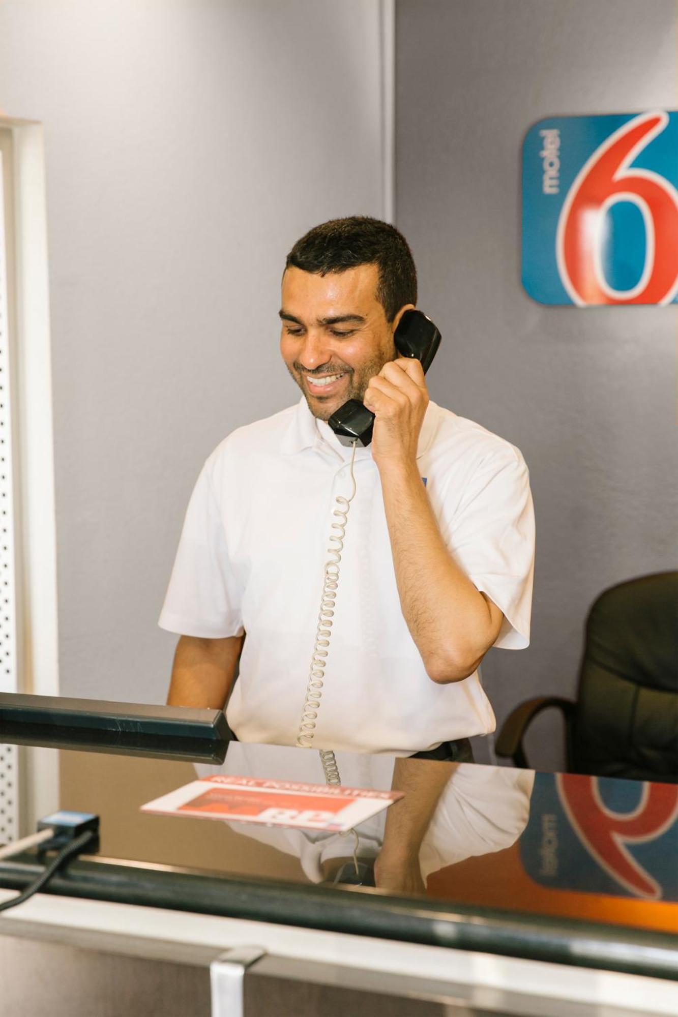 Motel 6 Atlanta Ga Atlanta Airport East Экстерьер фото