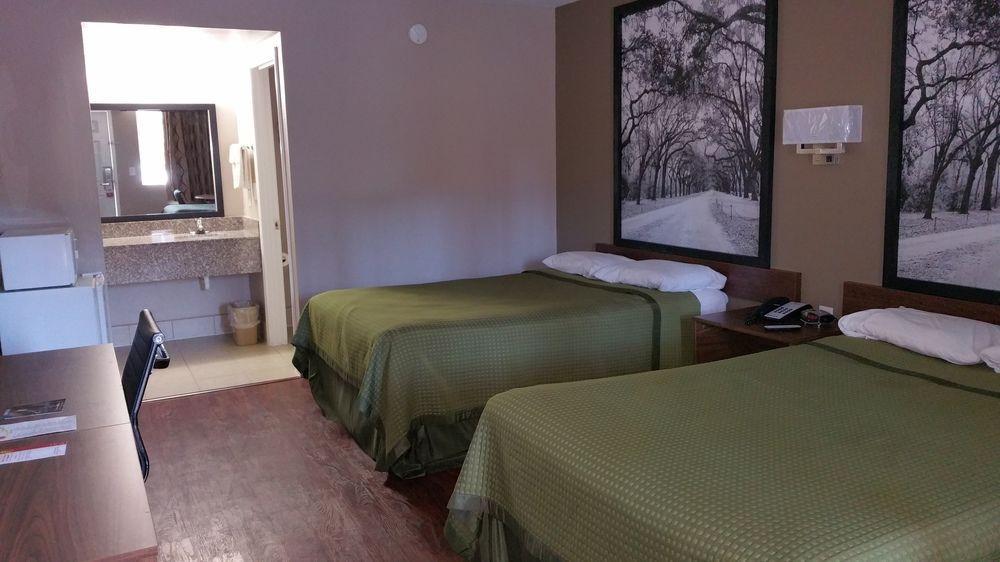 Motel 6 Atlanta Ga Atlanta Airport East Экстерьер фото